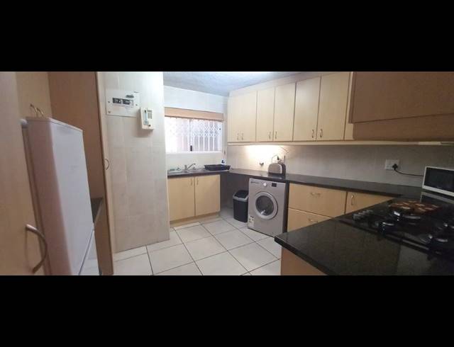 2 BEDROOM APARTMENT RENTED IN HUMEWOOD